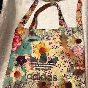 Adidas tote great floral graphics 14" x 13"